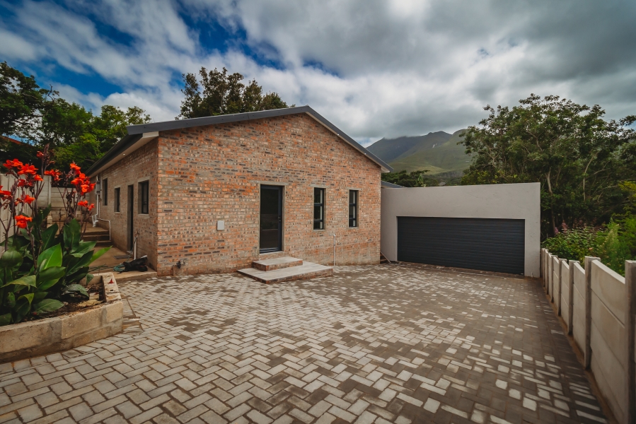 3 Bedroom Property for Sale in Denneoord Western Cape